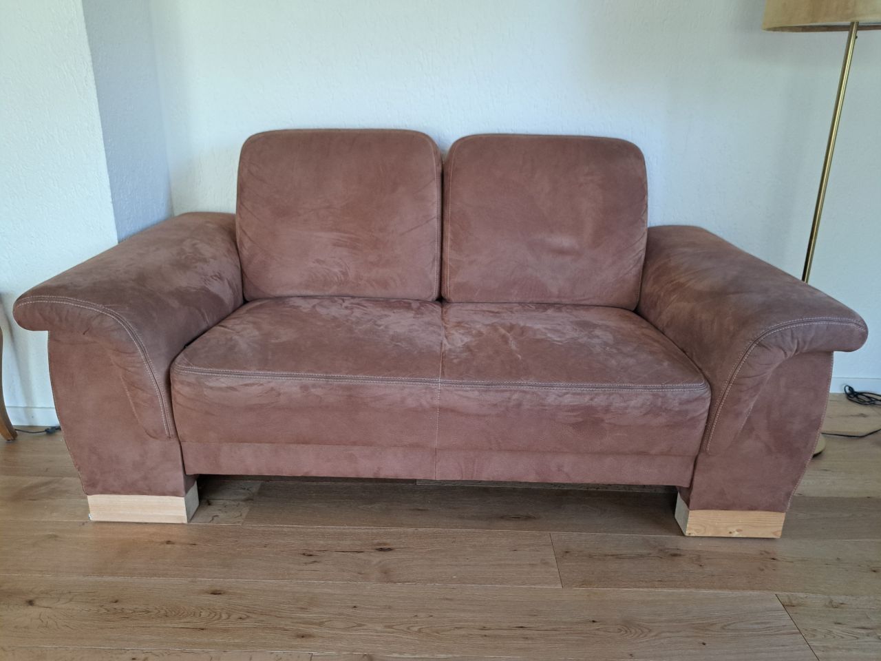 Sofas: Sofa Couch Zweisitzer  – Gebraucht aus Riken AG von sch_z5xh