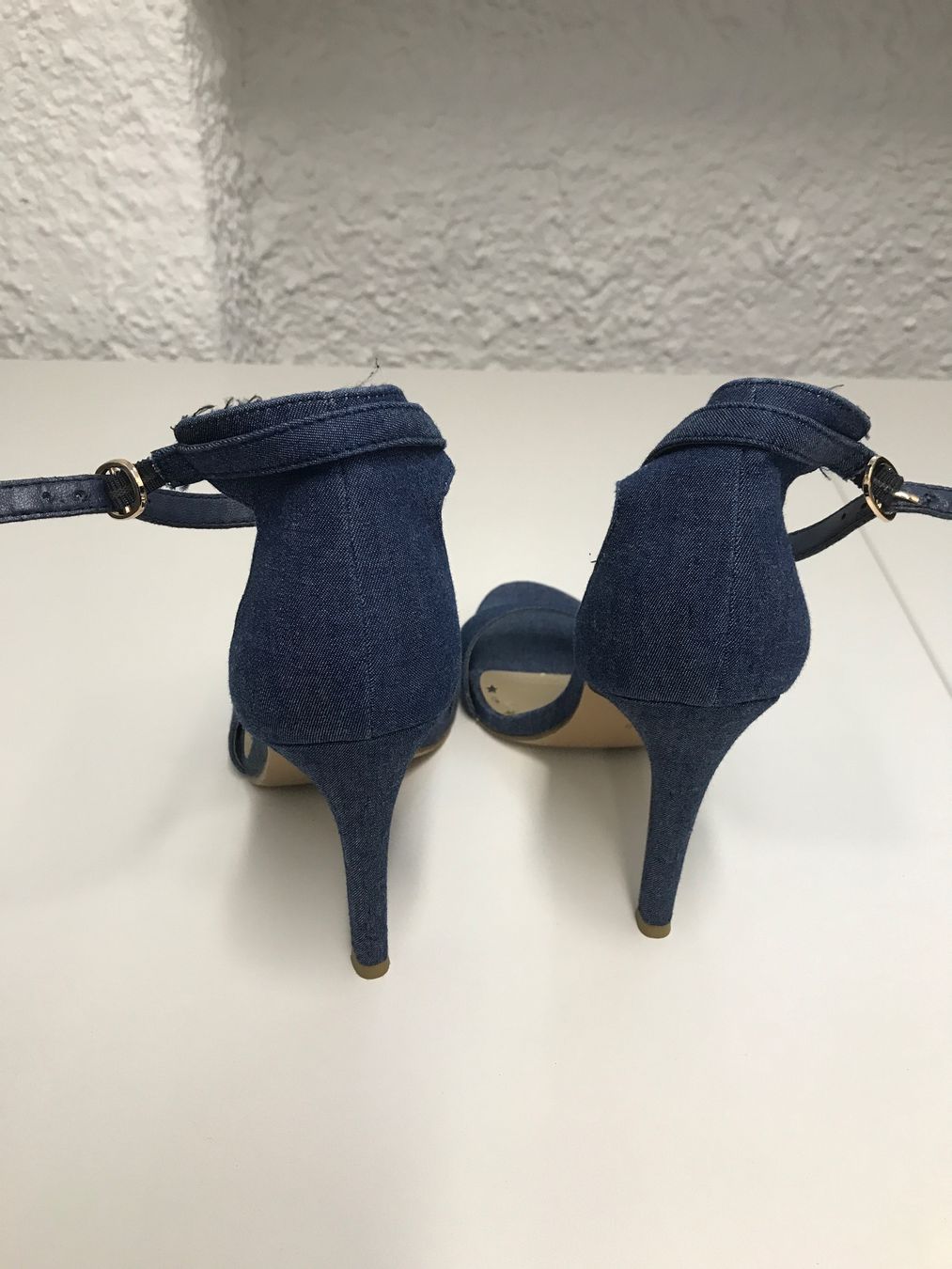 Scarpe da donna: Jeans High Heel Gr 38 – Usato da St. Margrethen SG venduto da kellenbh 1