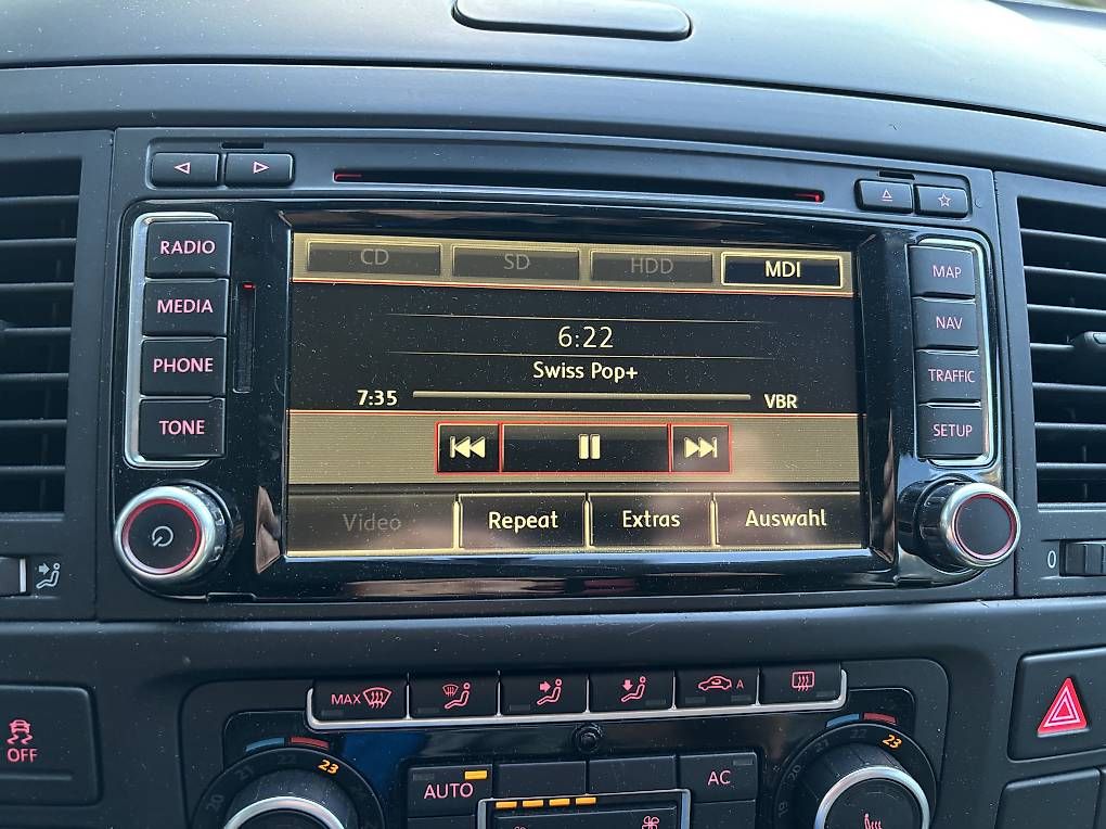 Radio: RNS 510 Radio mit DAB Modul Bluetooth Integration  – Usato da Zuoz venduto da HB9GIE 3