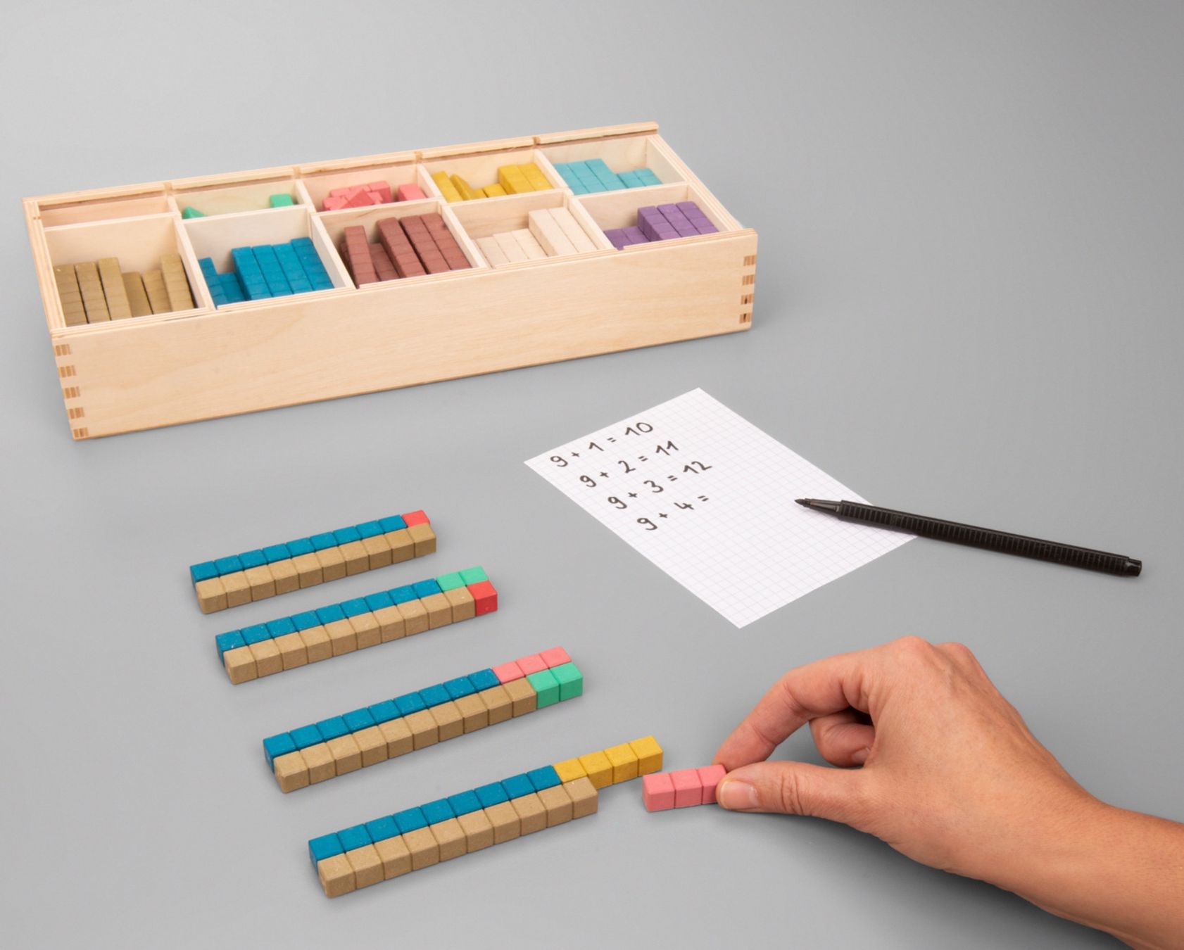 Giochi: Montessori Rechenstäbchen mit 200 Aufgabenkarten. – Usato da Zürich venduto da mikedome 8