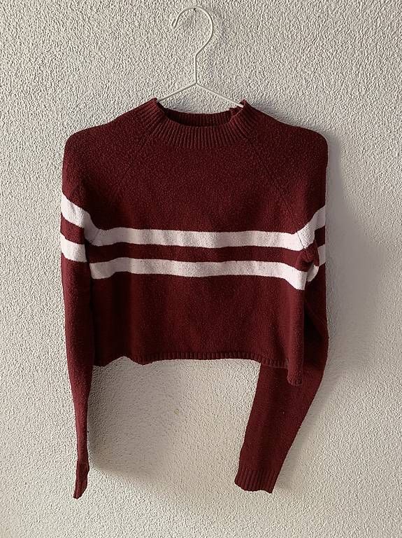 Pulls & Sweat-shirts: Hollister Pullover Rot Weiss – D'occasion à Wahlen b. Laufen par Jeanine_T 1