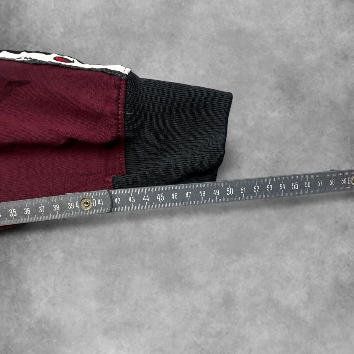 Champion Giacche: Champion red jacket – Usato da Erlinsbach SO venduto da TogaResell 6