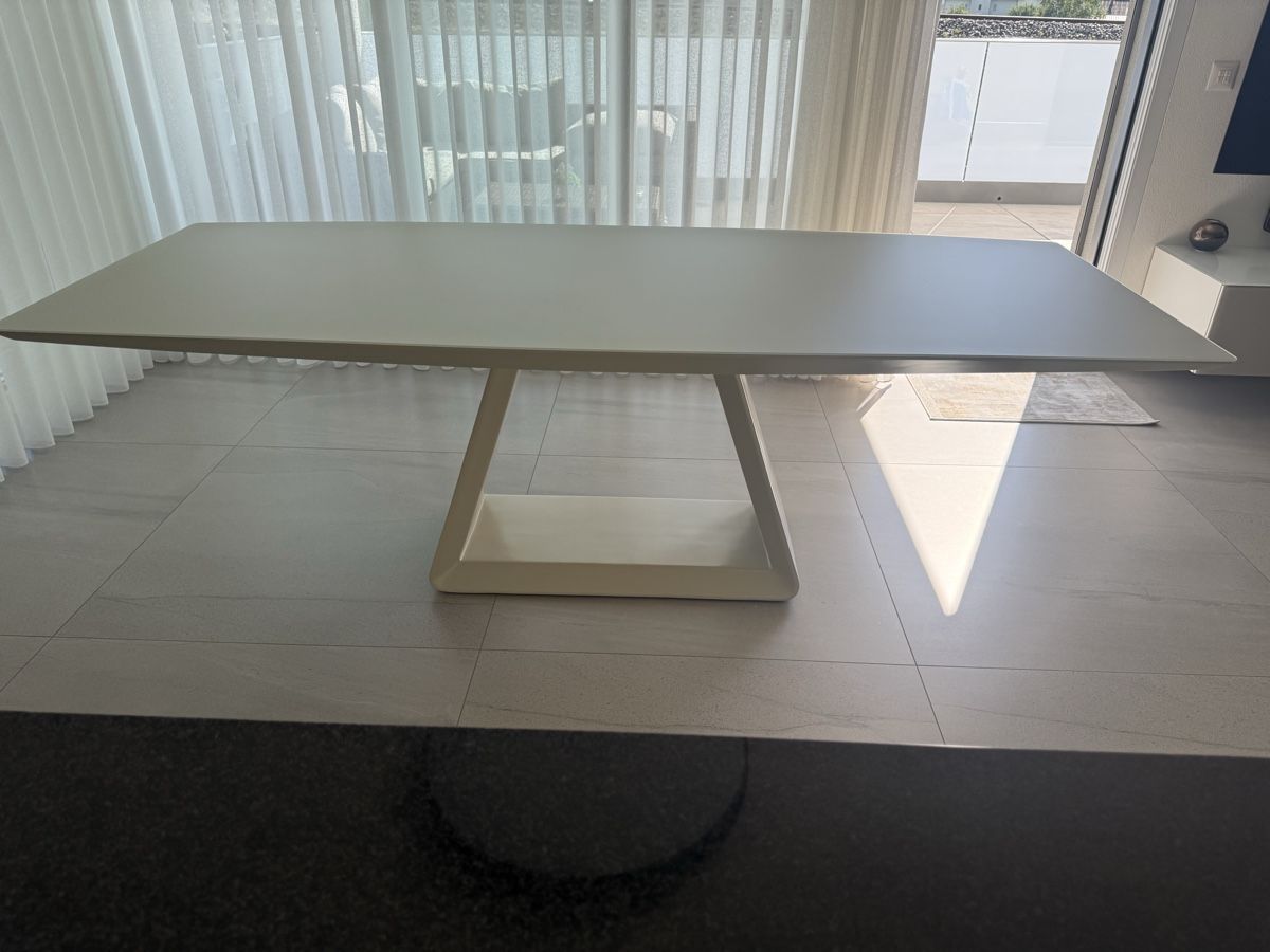 Tables: Esstisch – D'occasion à Uznach par erfan01 1