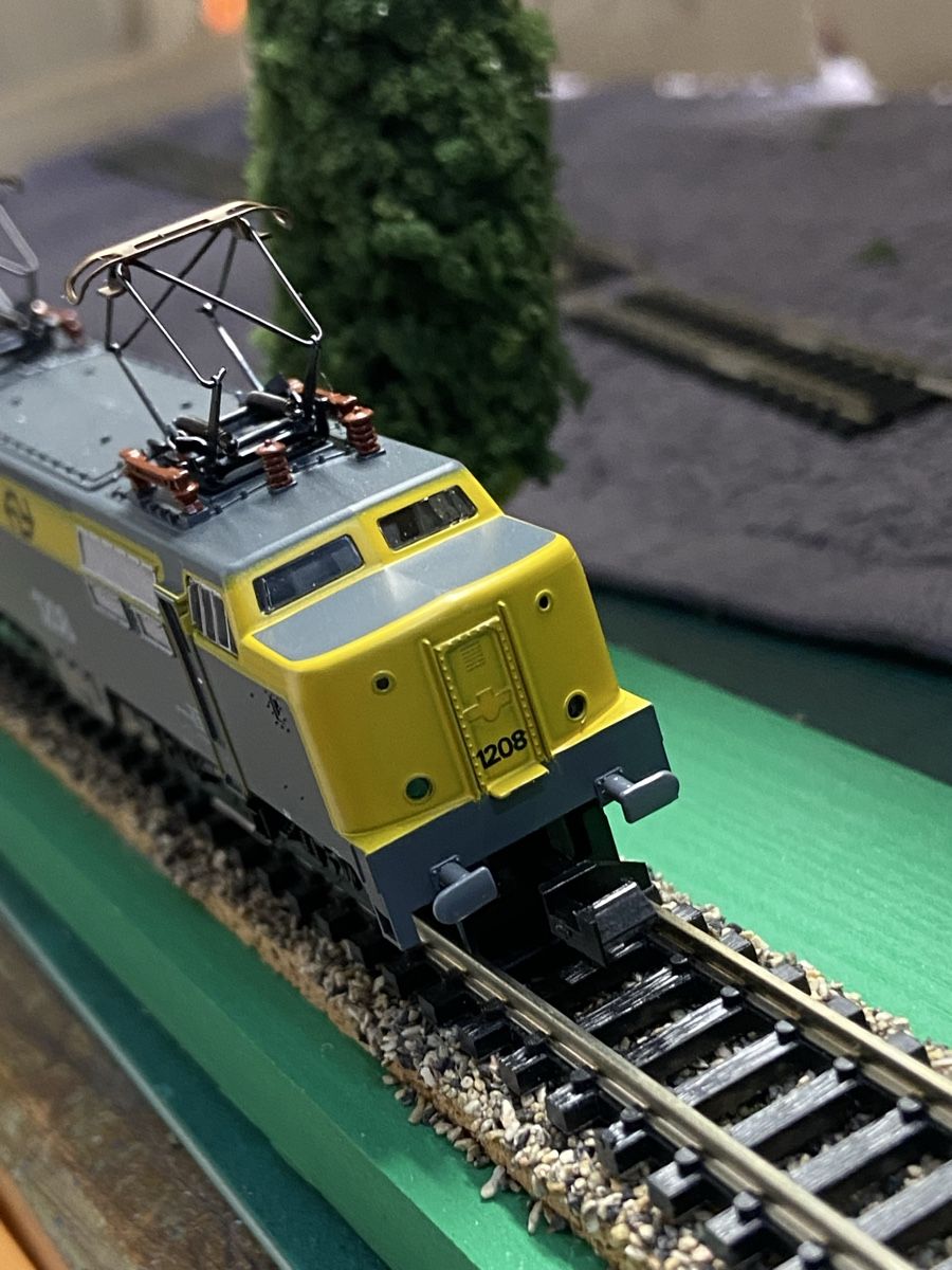Trix Modellini di ferrovie: Minitrix  E-Lock 1208 der NS OVP – Usato da Russikon venduto da Danielr5310 1