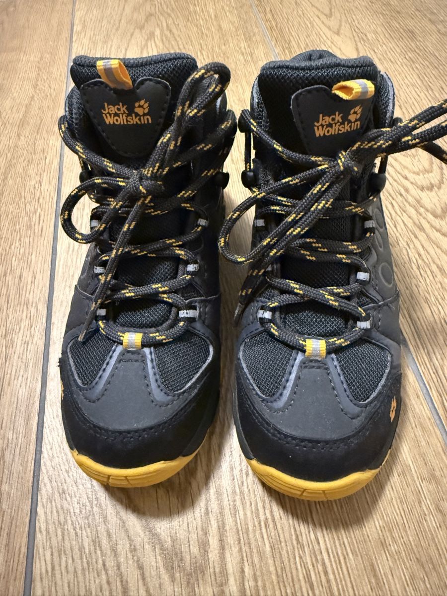 Jack Wolfskin Scarpe da uomo: Wanderschuhe Jack Wolfskin Kinder Grösse 30 Neuwertig – Nuovo (secondo la descrizione) da Aadorf venduto da Lulo1 1