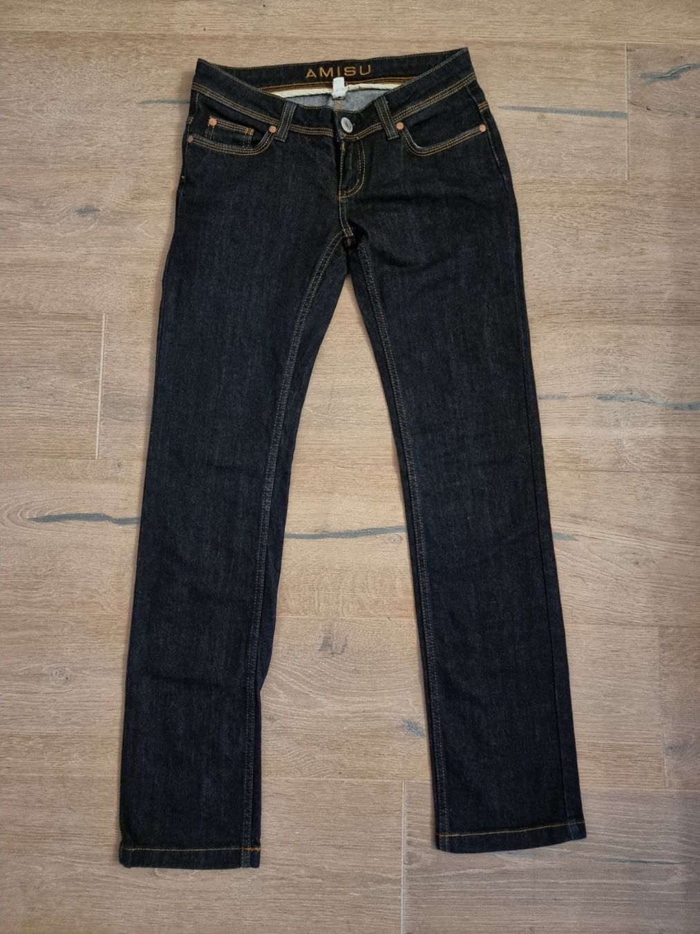 Jeans: Jeans AMISU Gr. 26 – Usato da Lengnau AG venduto da Mefari