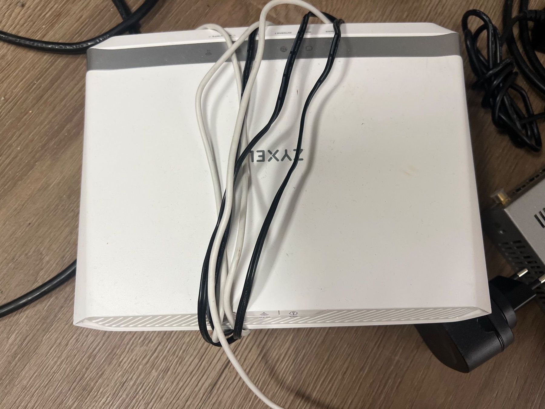 Modems & Router: ZyXEL – Gebraucht aus Wald ZH von Canix67 1