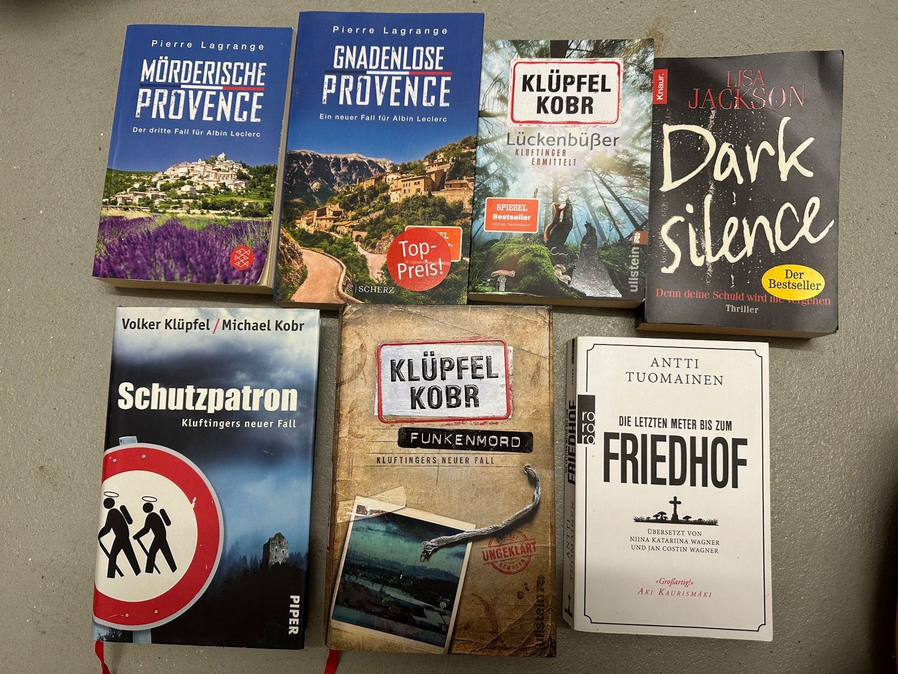 Libri: 7 Krimis / Thriller – Usato da Muri AG venduto da engelsherzli