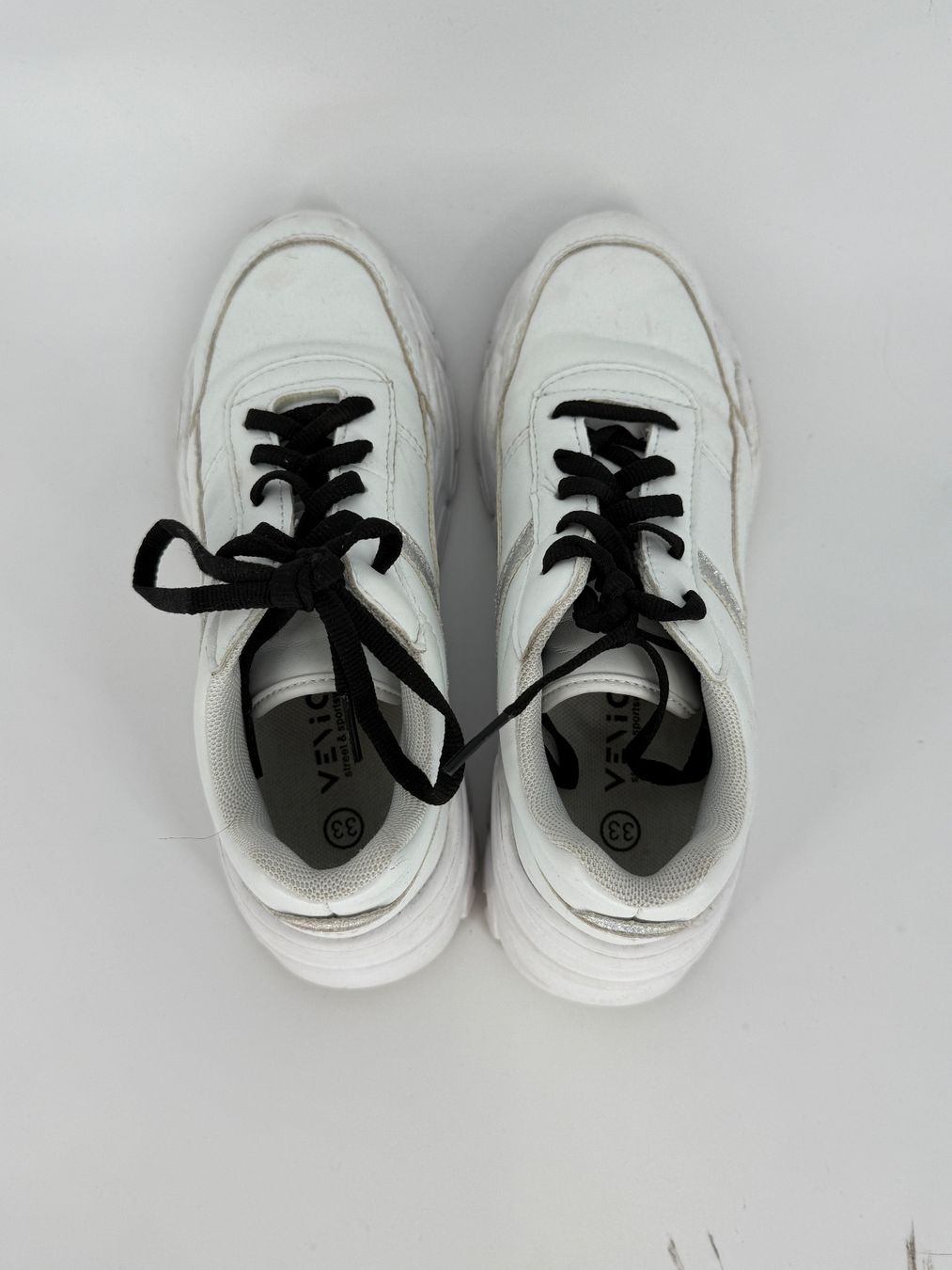 Scarpe per ragazze: Sneaker Gr. 33 von Venice – Usato da Auenstein venduto da moin. 4