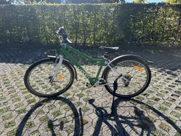 WOOM 5 Kinderfahrrad 24 Zoll Grün – leichtes Alu-Velo