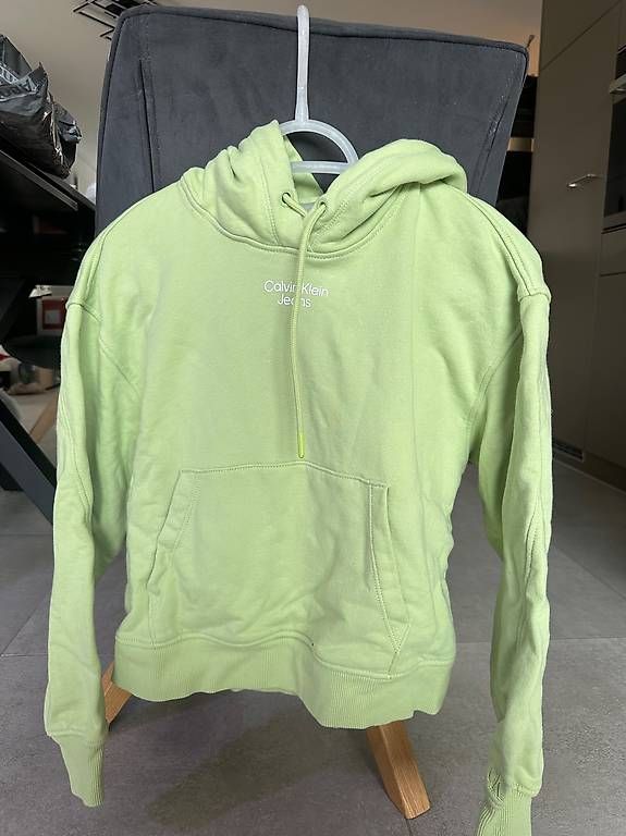 Pullover & Sweatshirts: Calvin Klein Pullover Gr.XS – Neu und originalverpackt aus Safnern von cel_56vx