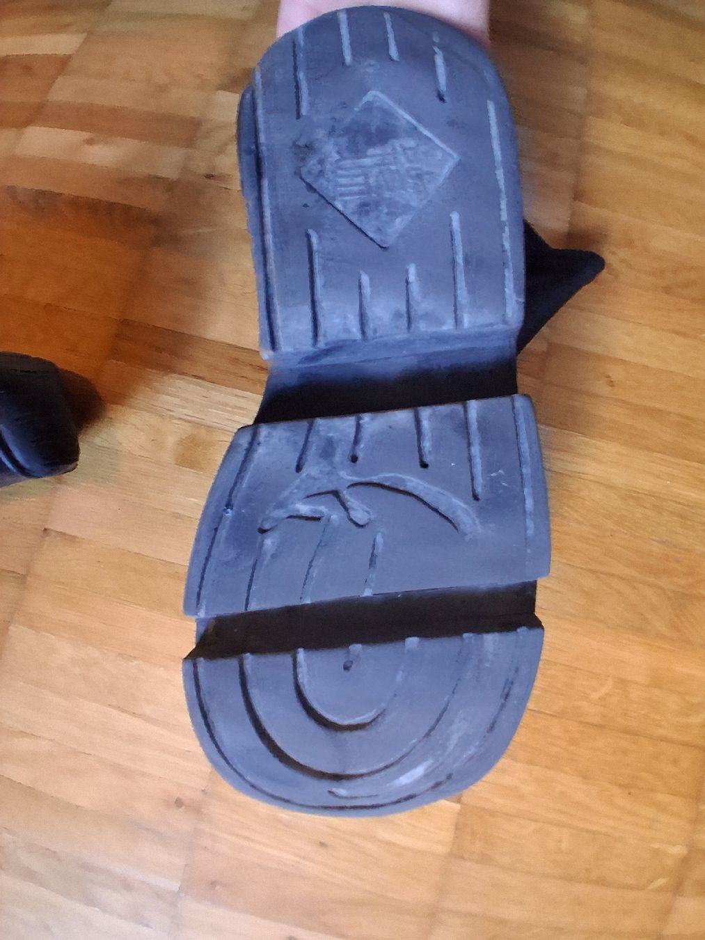 Swear Scarpe da uomo: Swear London Schwarze Schuhe – Usato da Zürich venduto da moved2kingston 1