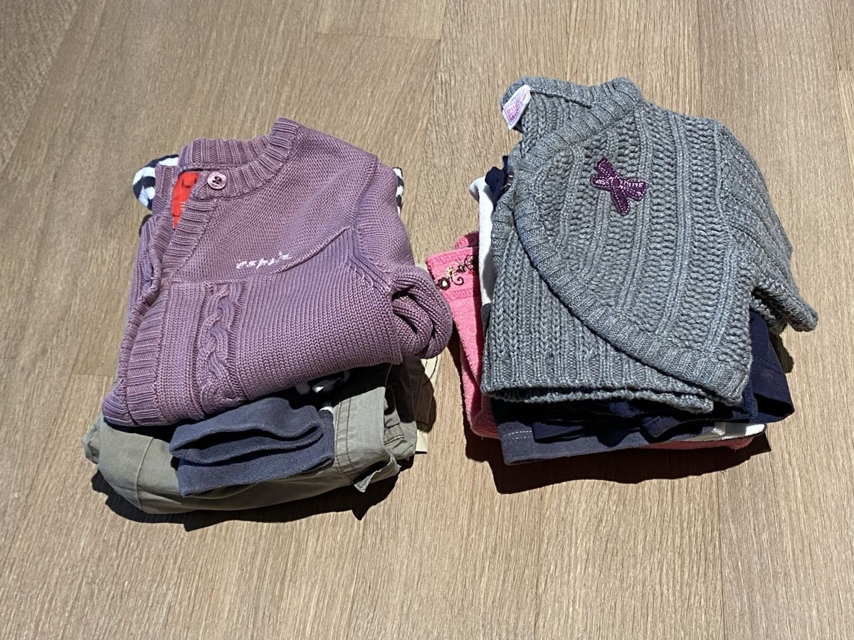 Lotti & Set di vestiti: Kleiderset Mädchen - Gr.86 – Usato da Hergiswil NW venduto da mar_js5v 1