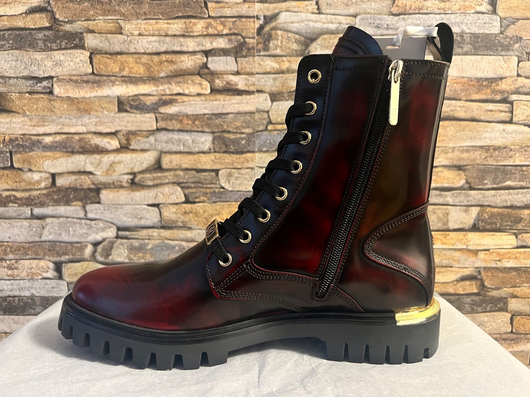 Tommy Hilfiger Scarpe da donna: Tommy Hilfiger Polished Lace Up Gr. 41 – Nuovo e nell'imballaggio originale da Bern venduto da No1e 6