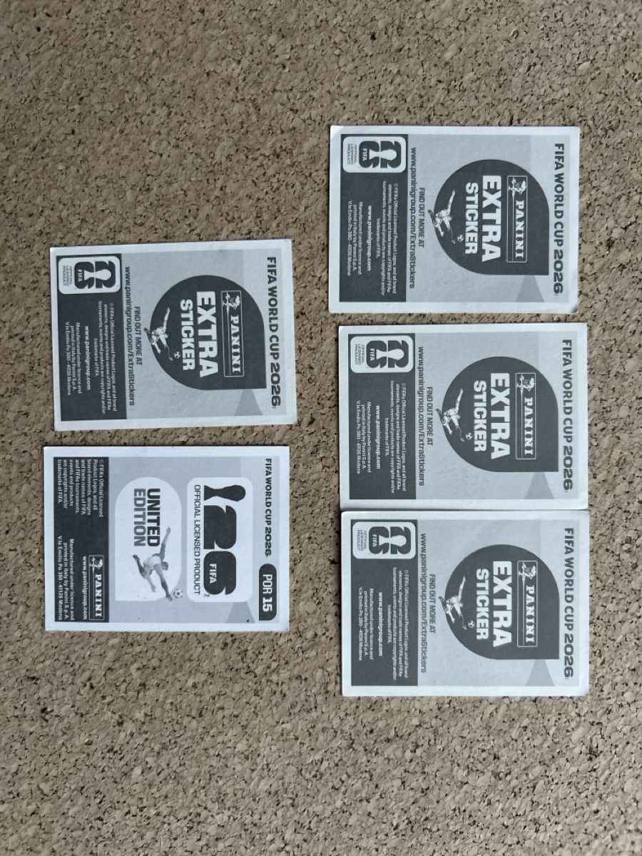 Panini Carte collezionabili: 4 Extra Sticker +1x Ronaldo Sticker – Nuovo (secondo la descrizione) da Stäfa venduto da mcfish78 2