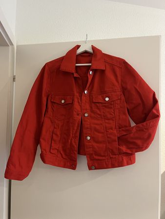 Rote Jeansjacke von H&M - Grösse S - Top Zustand!