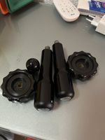 Schwarze Griffe und Ersatzteile, neu