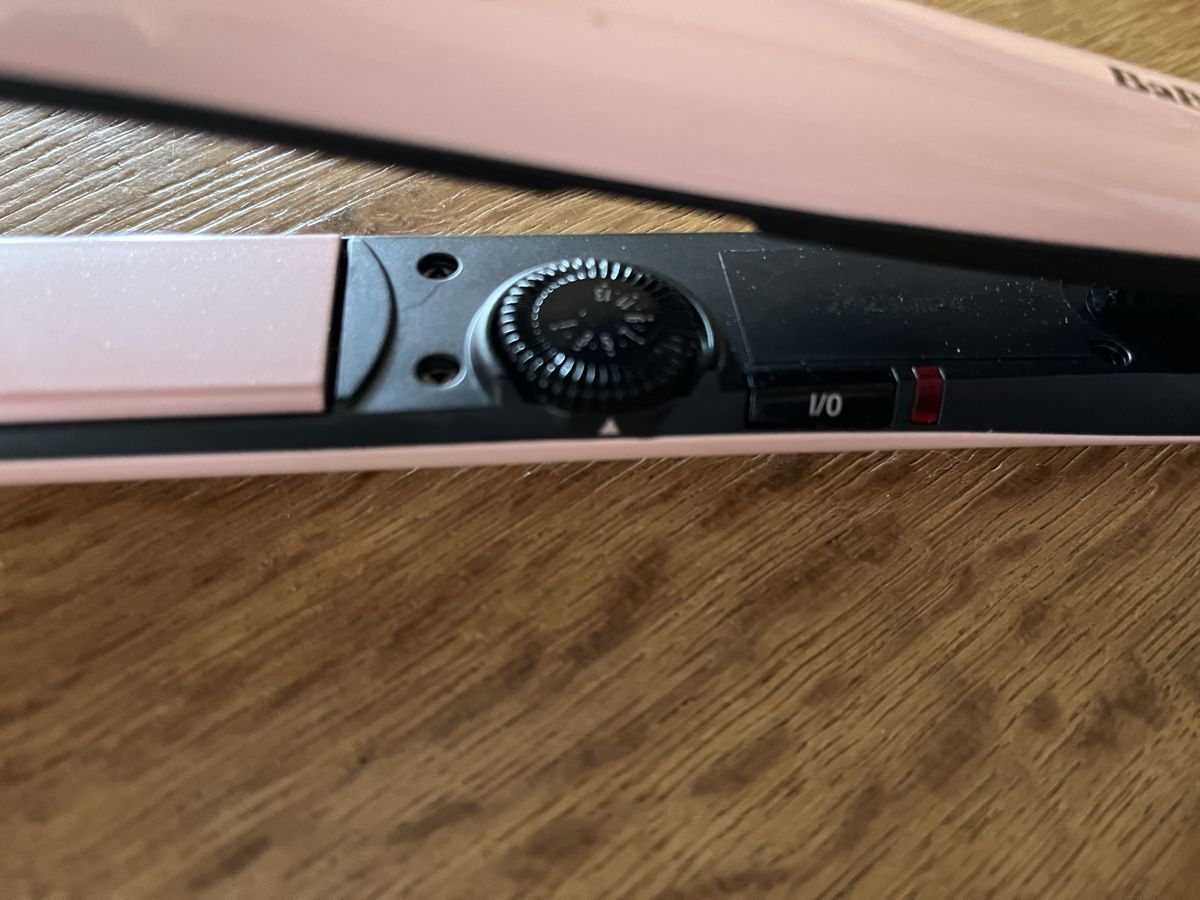 BaByliss Lockenstäbe & Haarglätter: Babyliss Glätteisen NEU – Neu (gemäss Beschreibung) aus Schwendibach von didu12 1