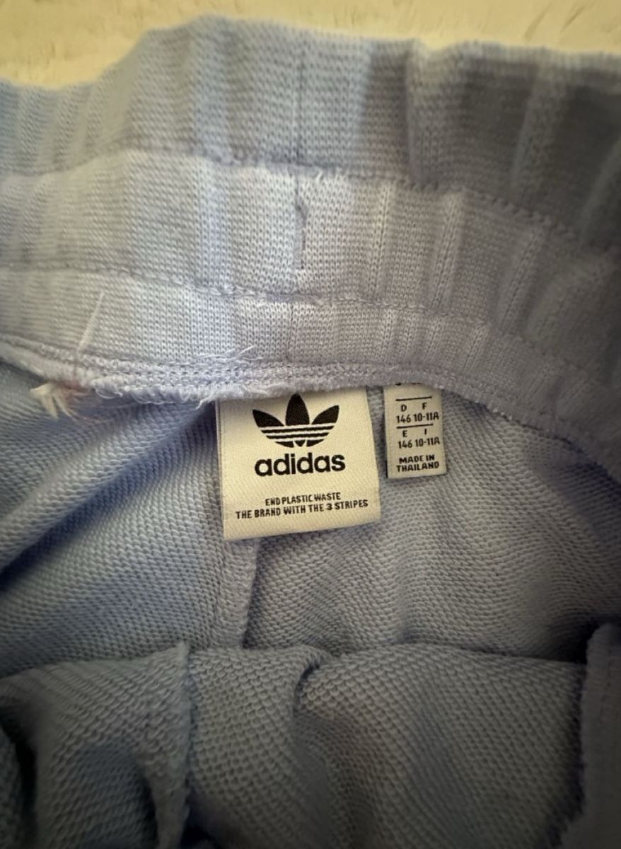 Adidas Pantalons: Adidas Jogginghose, hellblau, Gr. 146-152, – D'occasion à Jonen par rdi_qj9p 2