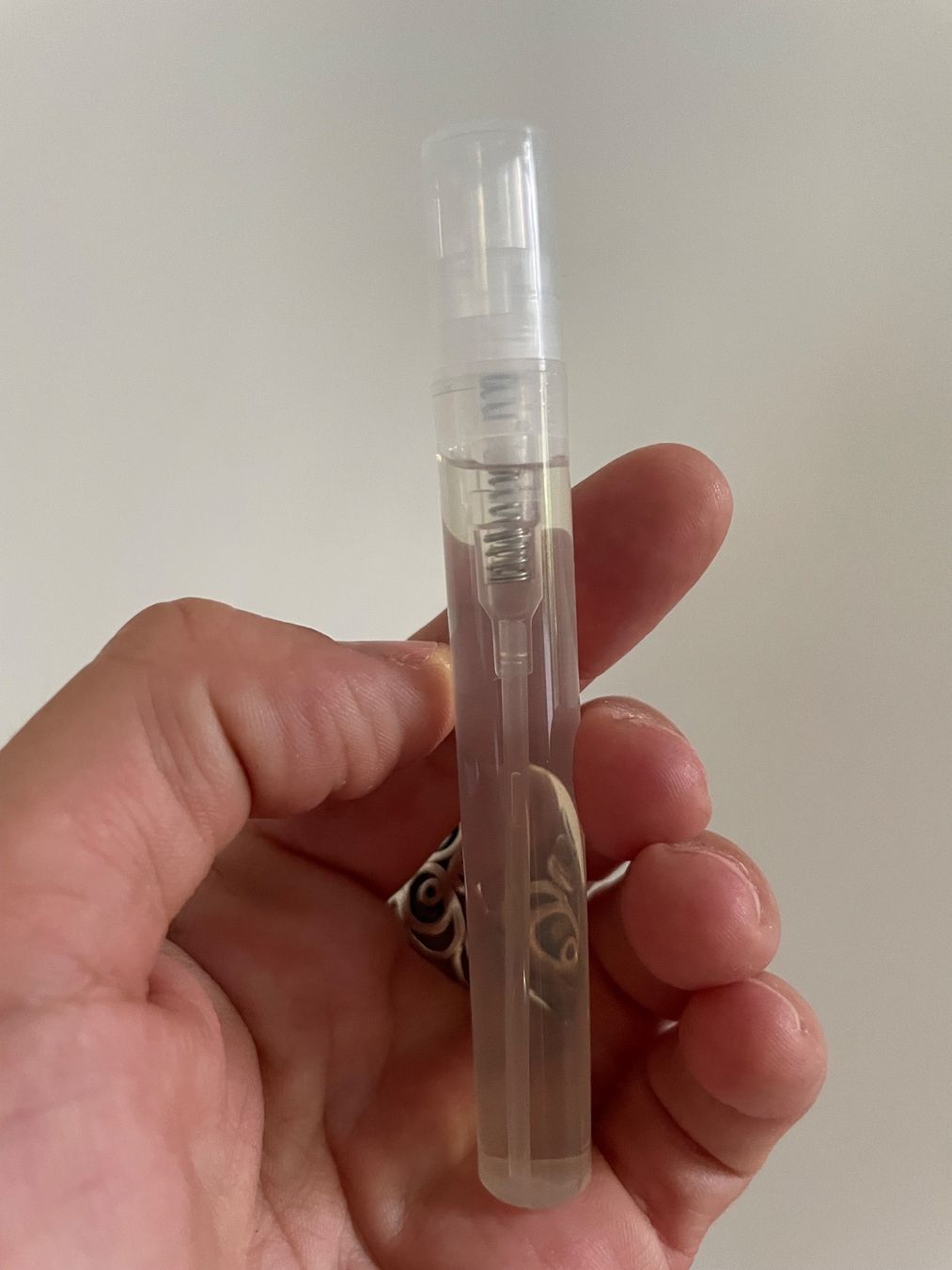 Lattafa Profumi & Eau de Toilette: Lattafa Emaan EDP 5 ml Abfüllung. – Usato da Zürich venduto da deruja 2