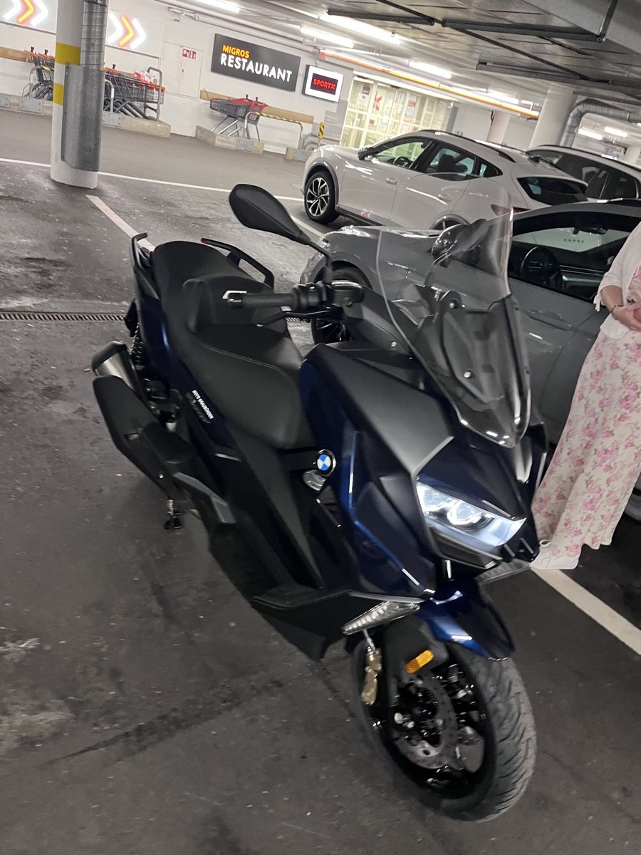 BMW Scooter: Bmw C400 GT – Usato da Domat/Ems venduto da Opmofe 1