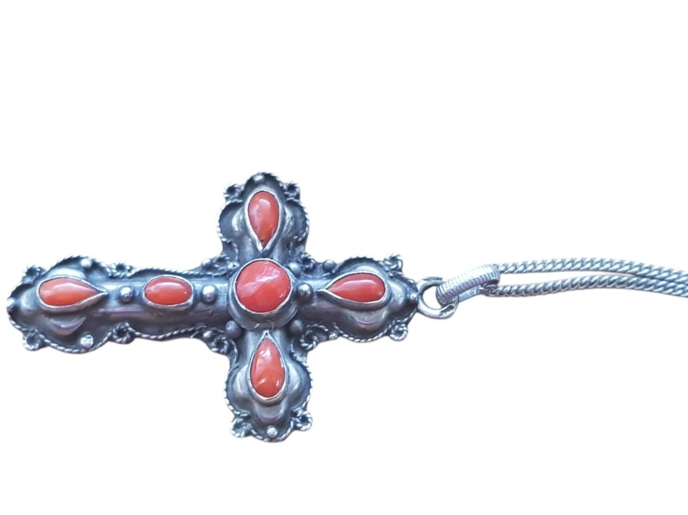 Ciondoli: Silberkreuz Korallen Jugendstil – Usato da Mörschwil venduto da antiksalon21 4