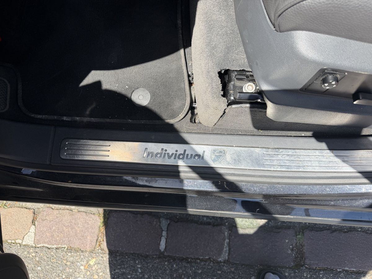 VW Automobili: VW Touareg 3.0Tdi 240Ps – Usato da Dübendorf venduto da Luis-330 4