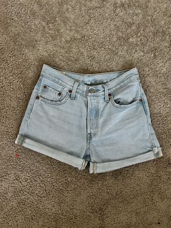 Levis Hot pants | W24
