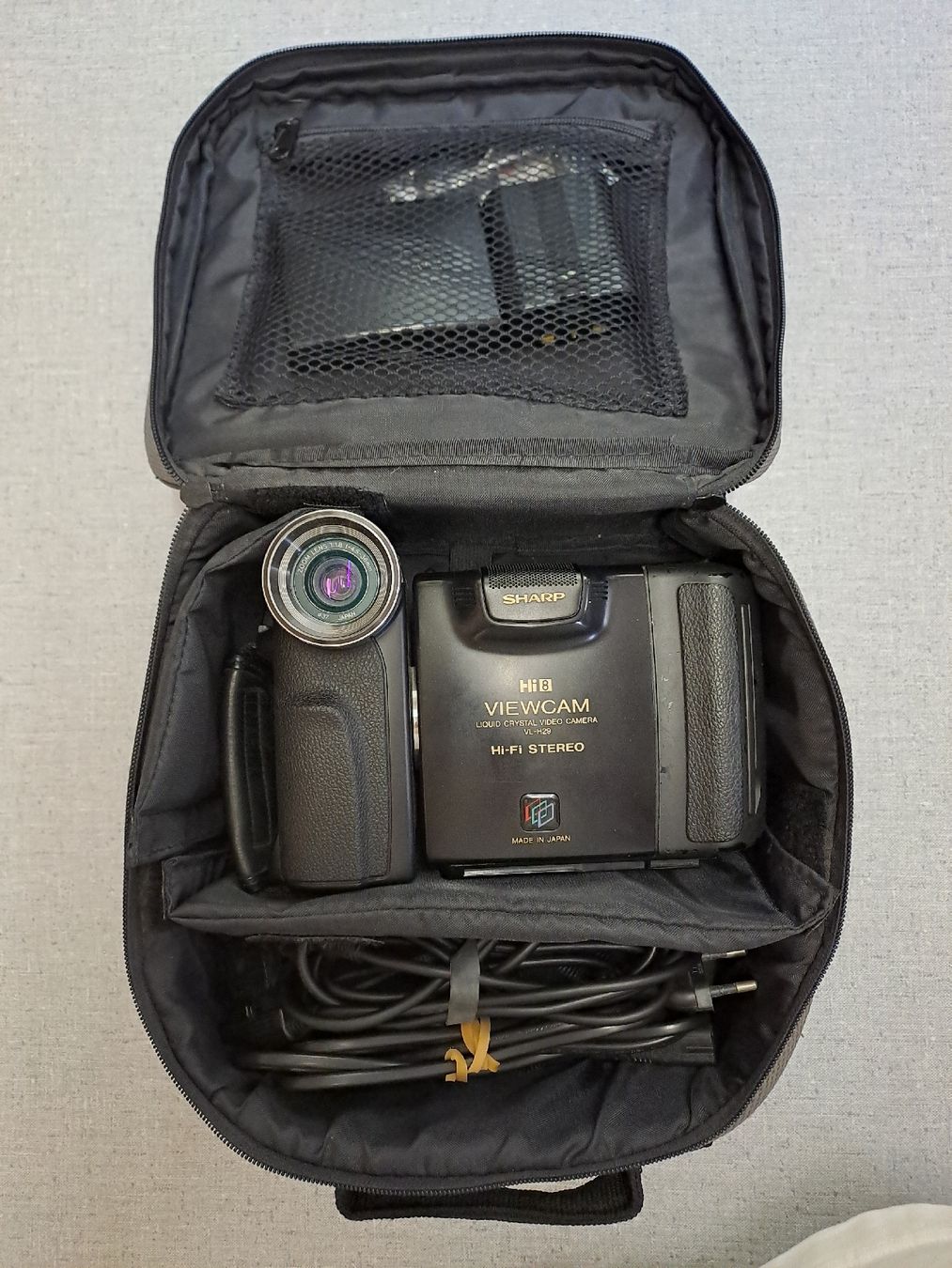 Sharp Camcorder: Videocamera Sharp VL-H29 – Gebraucht aus Uznach von Walaylatiere 5