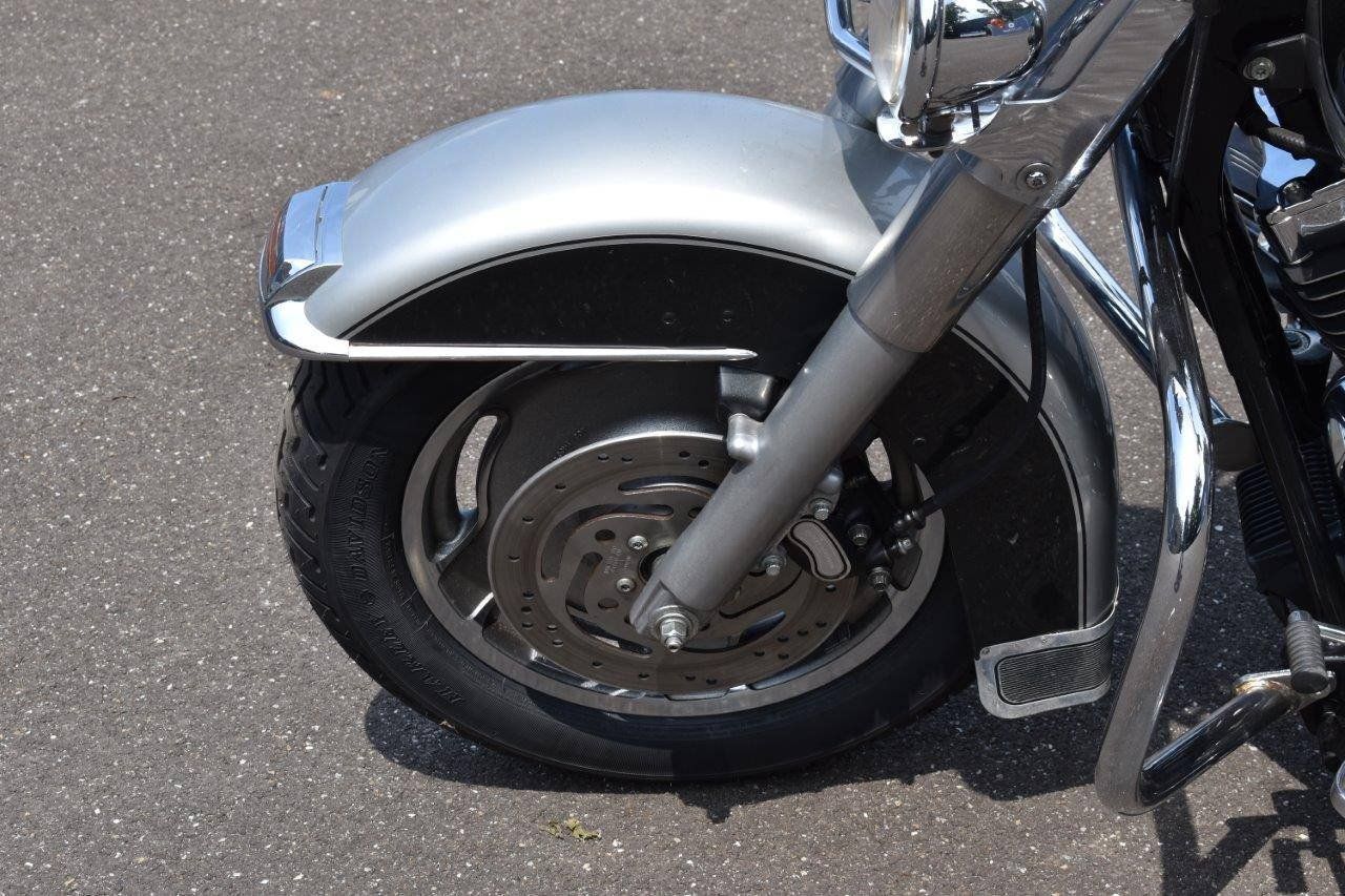 Harley-Davidson Chopper: Harley-Davidson Road King Custom FLHRSI – Usato da Port venduto da Dvajseidve 3