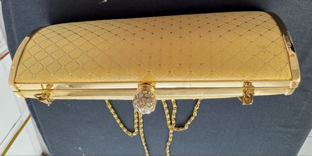 Abendtasche Golf mit Steinchen, Bügelund Kette