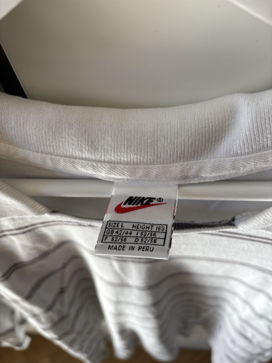 Nike T-Shirts: Tennisshirt aus den 90er – Gebraucht aus Solothurn von _Goliath_ 3