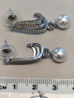 Ohrhänger silberfarben mit Perlen und Steinen neuwertig