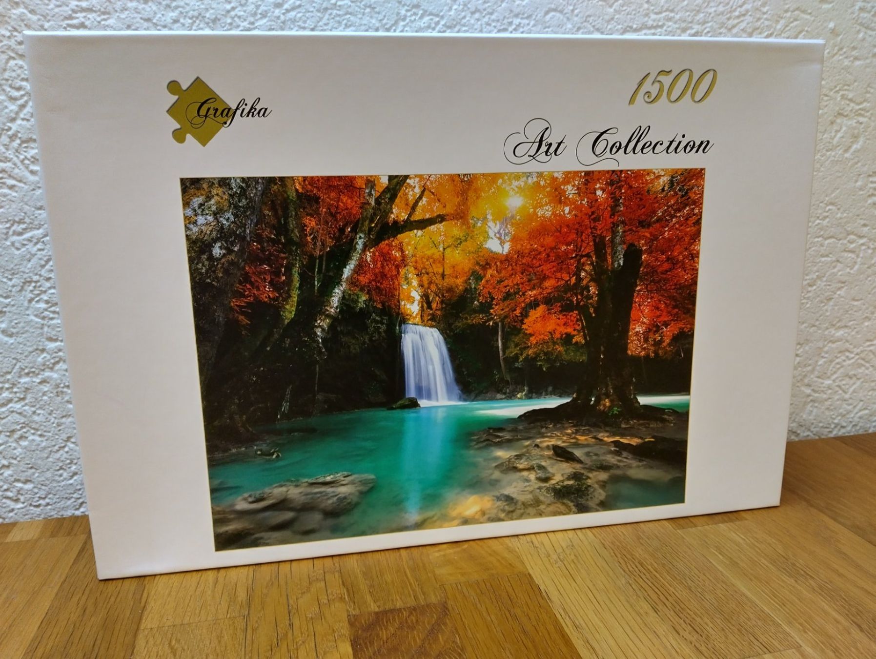 Puzzle: 1500er Puzzle, Artdeco, Wasserfall im Wald – Nuovo (secondo la descrizione) da Full-Reuenthal venduto da Ilor0309