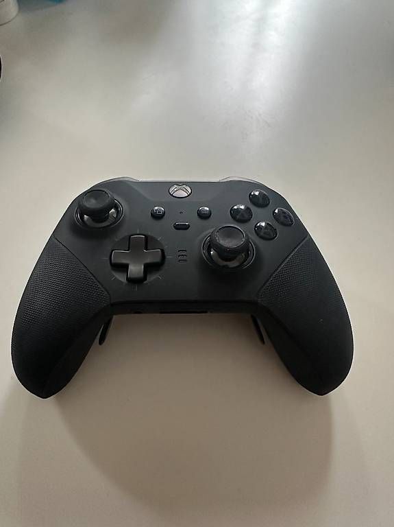 Controller: Elite controller xbox + steelseries headset – Usato da Zürich venduto da eliab02 2