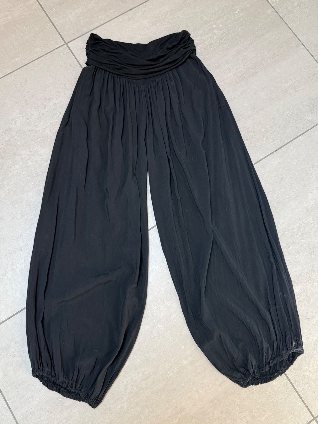 Hosen: Boho Pumphose aus Italien – Neu (gemäss Beschreibung) aus Sigriswil von ck56