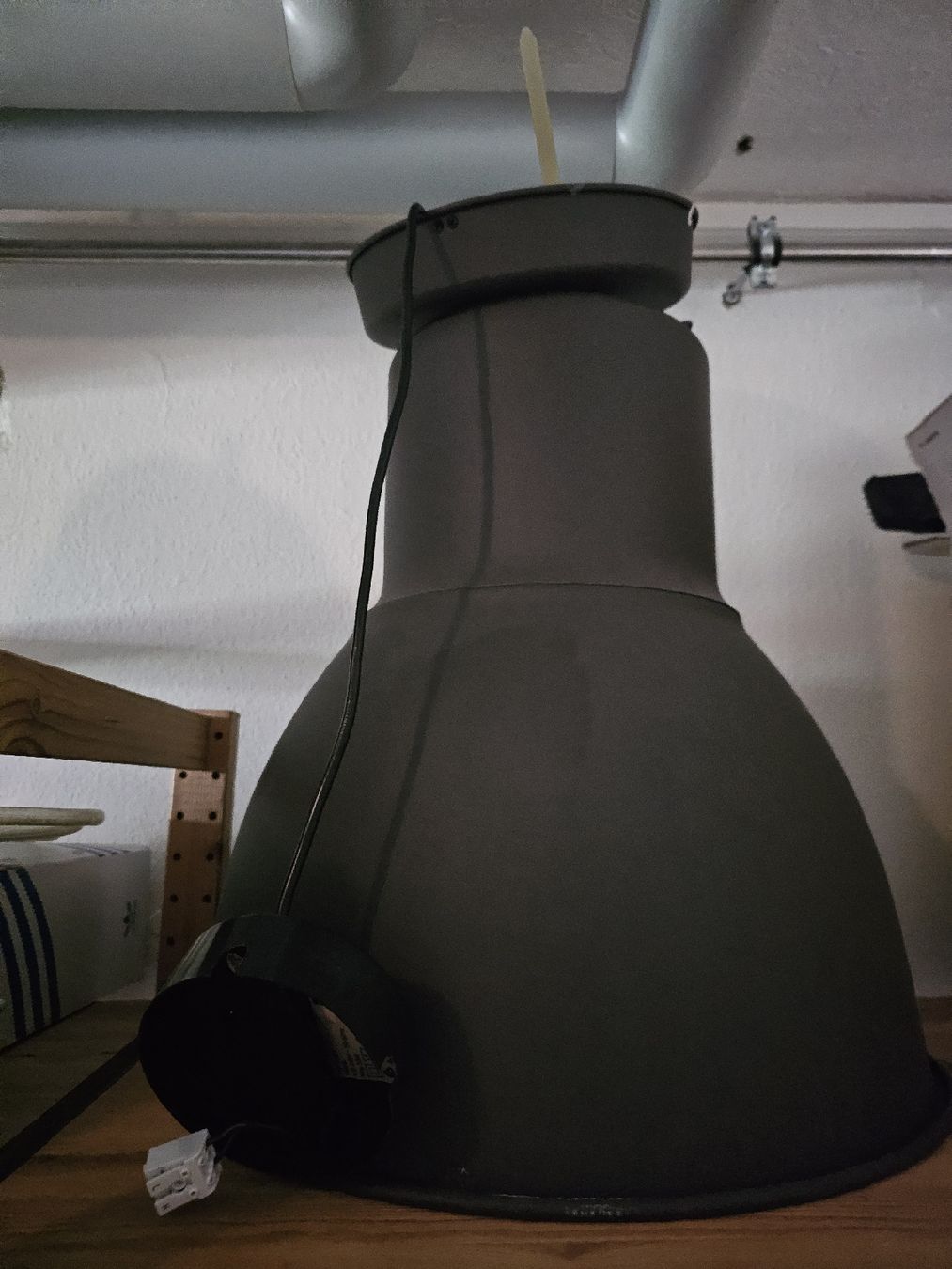 Ikea Lampadari & plafoniere: Ikea Hektar Hängelampe grau – Usato da Ehrendingen venduto da Igi004 1