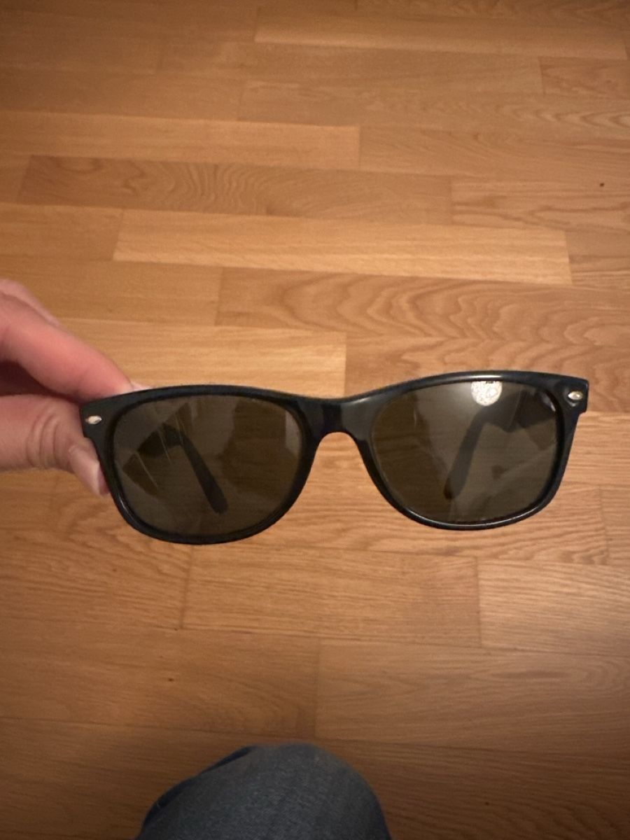 Ray-Ban Brillen & Gläser: Ray-Ban Wayfarer noires, authentiques – Gebraucht aus Châtelaine von mey_l2w9 2