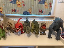 Dinosaurier und Godzilla Figuren Set gebraucht 6 Stück
