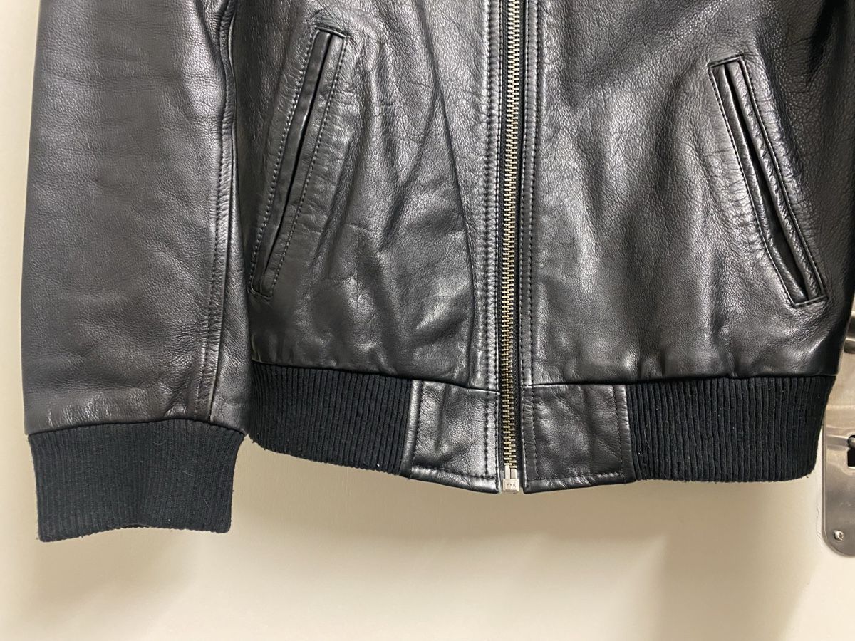 Superdry Giacche: 44) Superdry Leather Jacket, Size S, Black – Usato da Buttikon SZ venduto da Maxwelltime 5