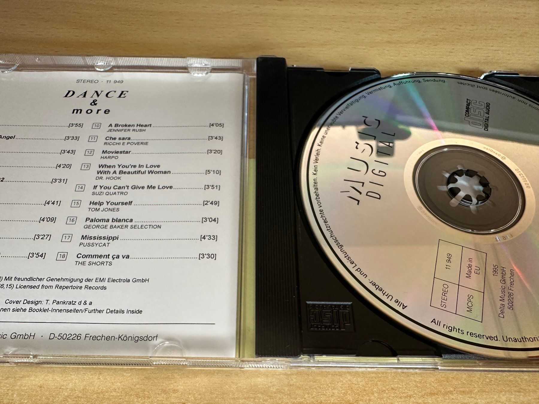CDs: F6 Various – Dance & More – Gebraucht aus Rikon im Tösstal von Alpenmutz 2