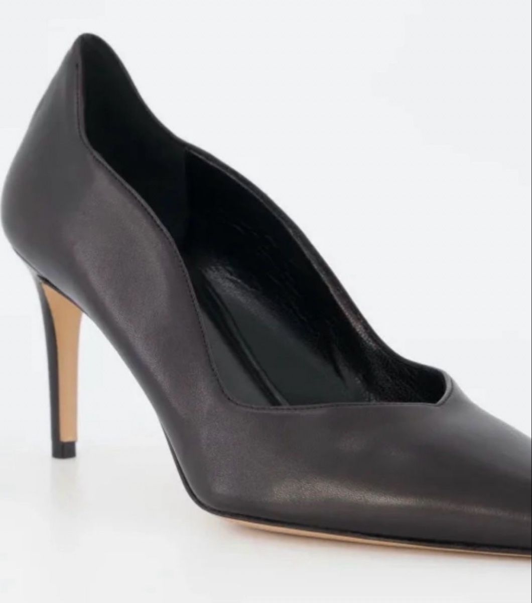 Globus Scarpe da donna: New Globus Black Leather Pointed Heels - Size 37 – Nuovo e nell'imballaggio originale da Sementina venduto da NinaDel 4