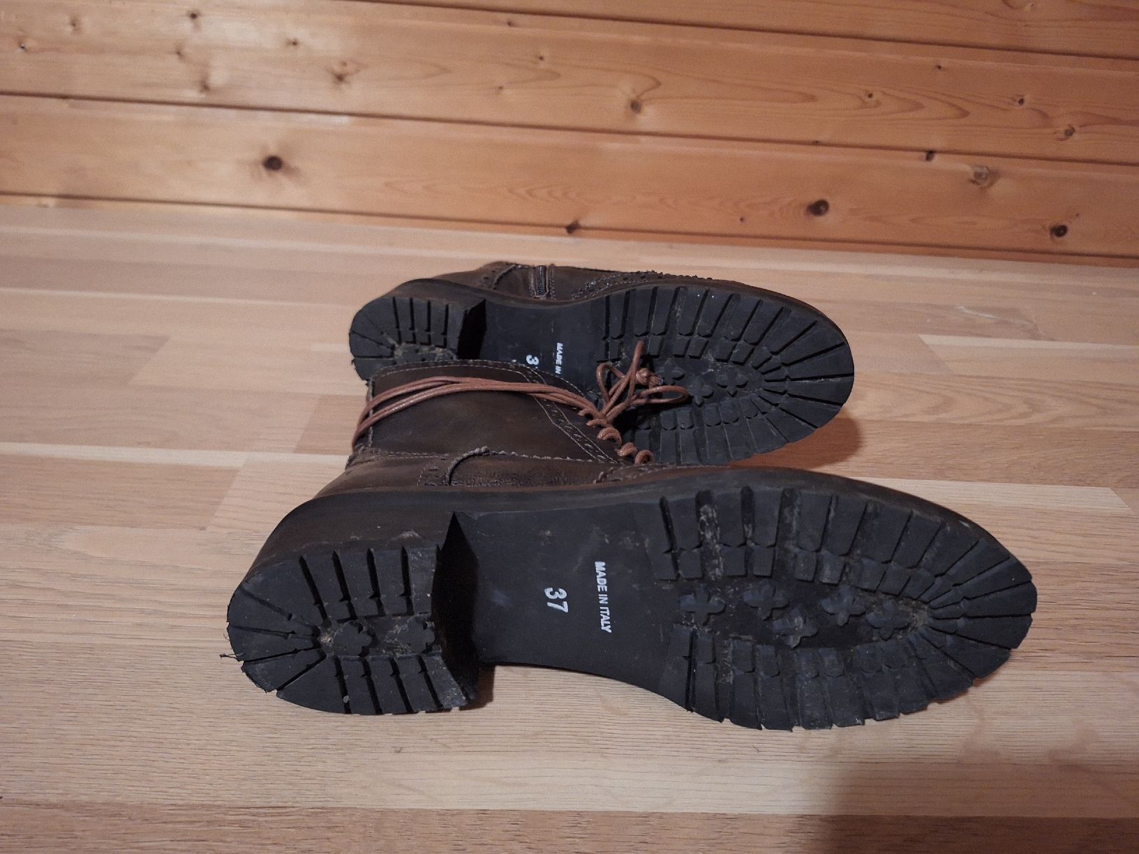 Scarpe da donna: Lederstiefel, dunkelbraun, Gr 37 – Usato da Bremgarten b. Bern venduto da tiz_x5xc 2