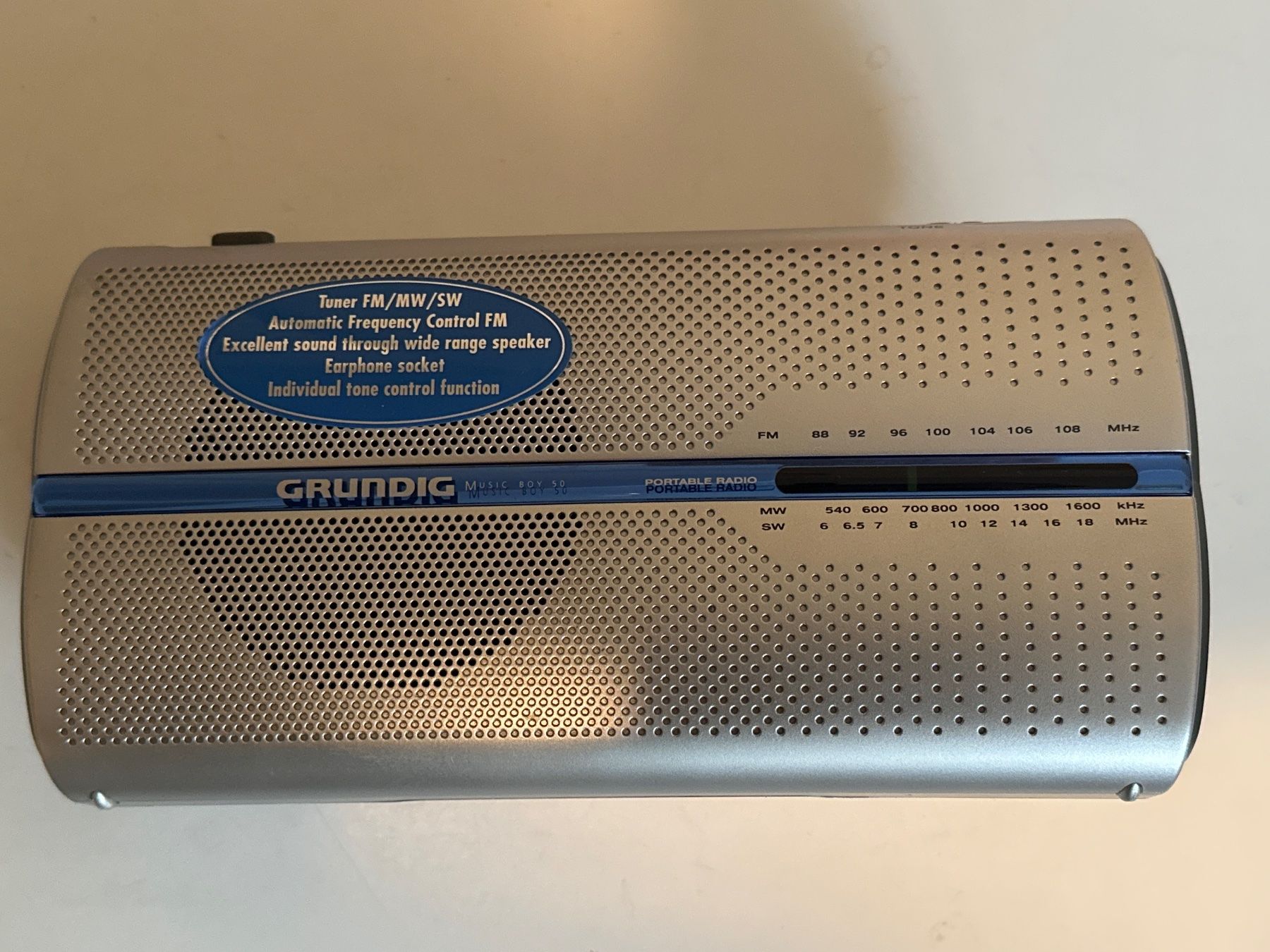 Grundig Radio: Grundig Music Boy 50 – Usato da Zürich venduto da Chaeffeler 1