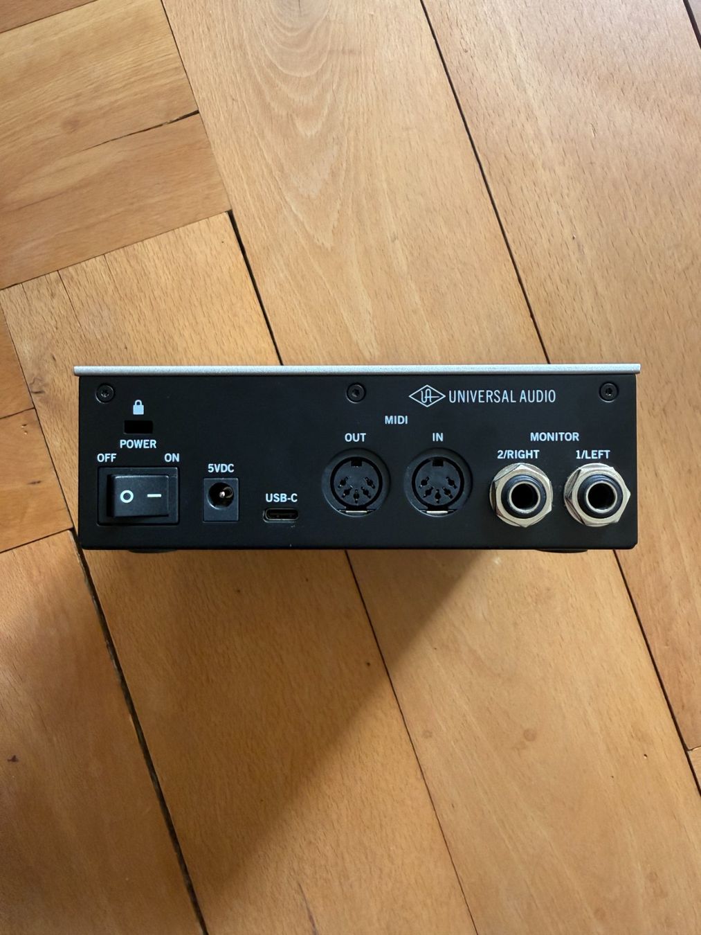 Universal Audio Registratori: Audio Interface Universal Audio Volt 1 – Usato da Bern venduto da xaraya0 3