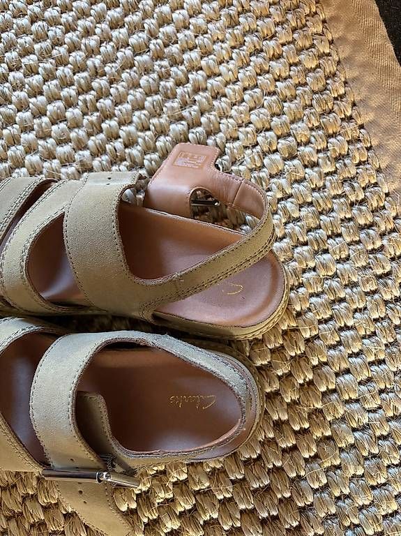 Scarpe da donna: Clarks GR.38 Sandalen beige – Nuovo e nell'imballaggio originale da Flüh venduto da fuchssa1 3