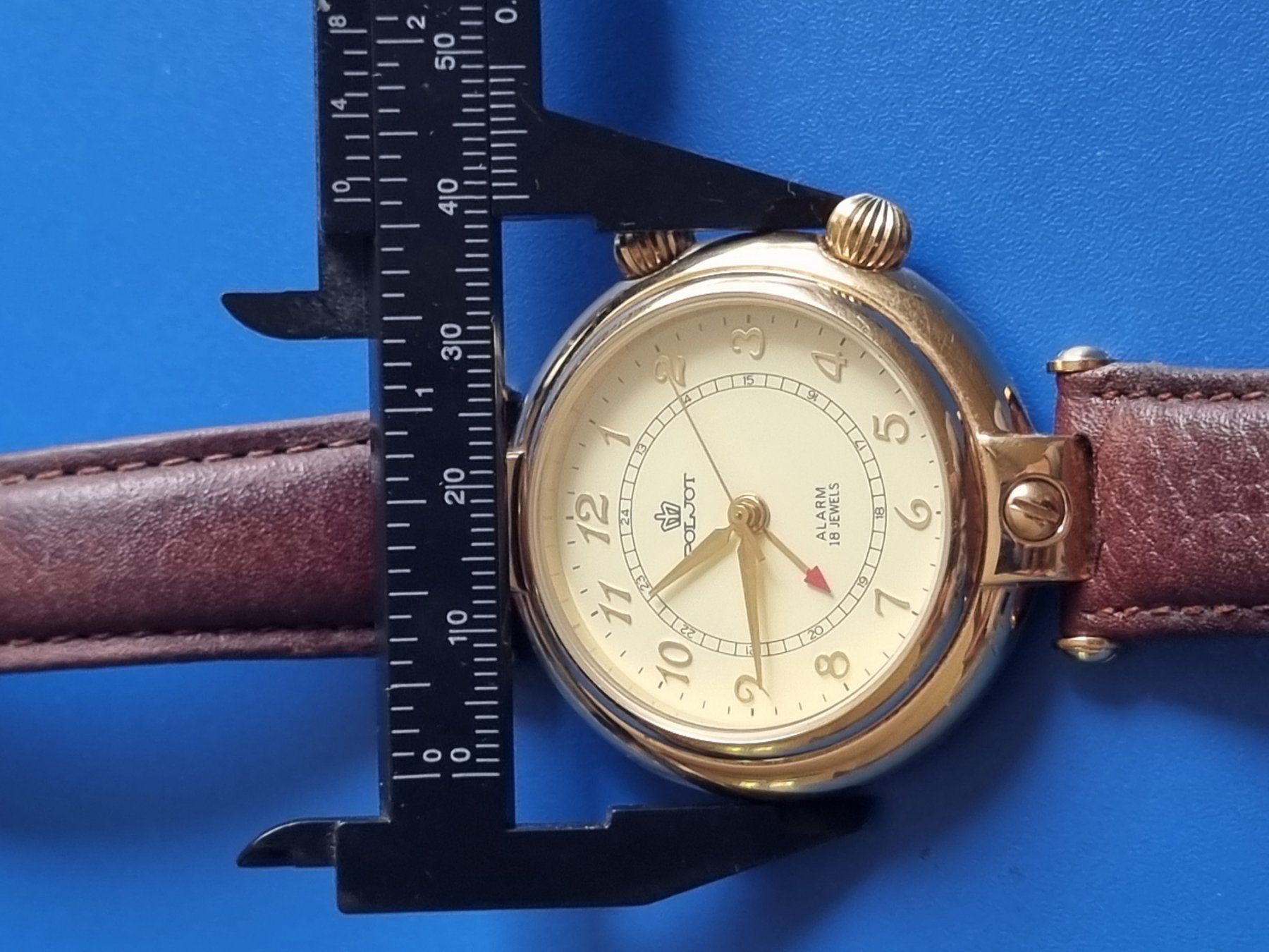 Poljot Orologi: Poljot Handaufzug – Usato da Schaffhausen venduto da Leveron13 5