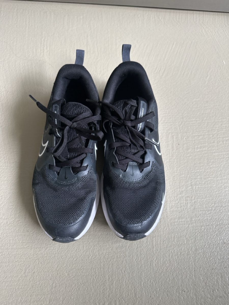 Nike Scarpe per ragazzi: Nike Running Kinder Turnschuhe – Usato da Zürich venduto da Bingobongo03 1