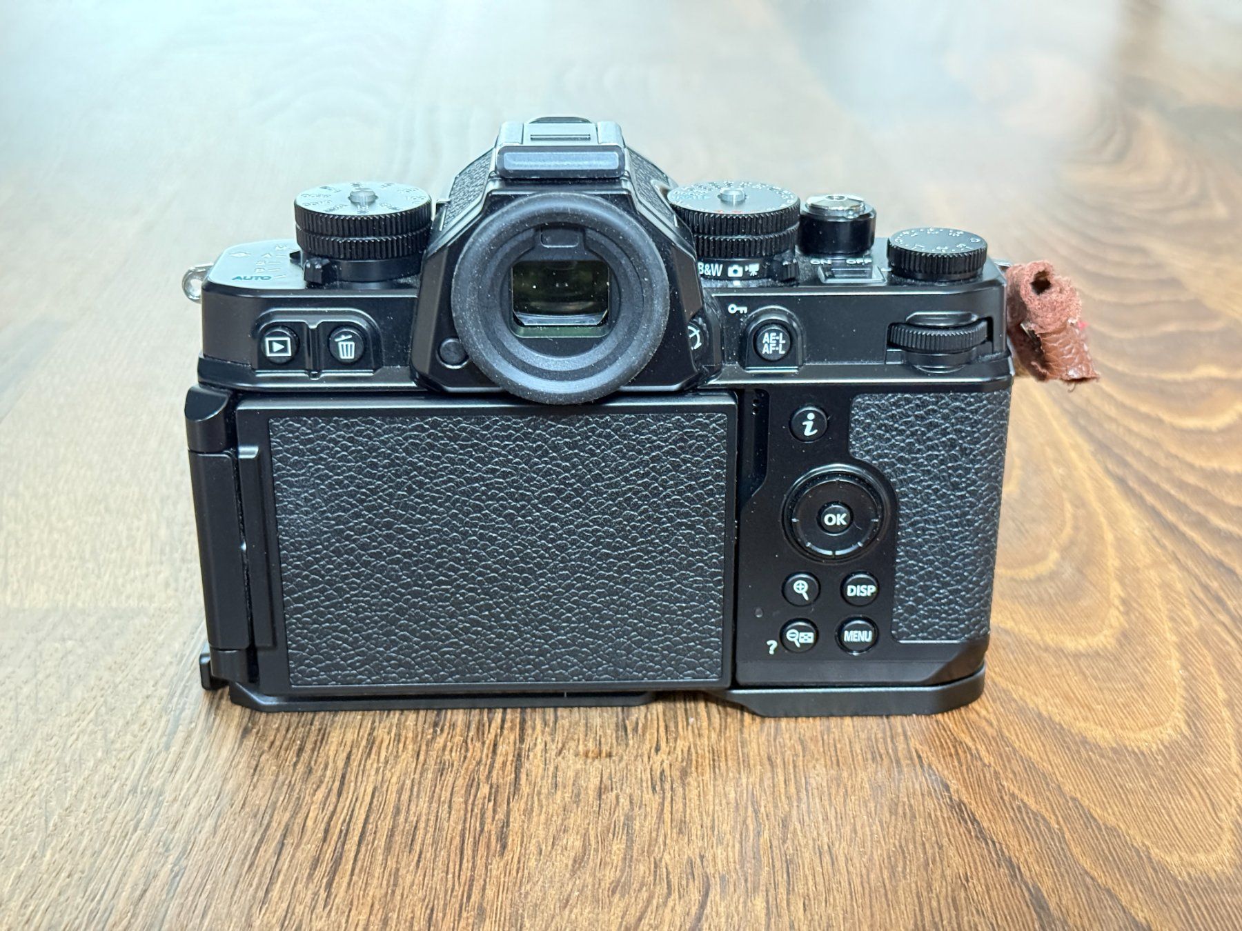 Nikon Kamera: Nikon Zf Body – Gebraucht aus Rorbas von Godspeed 1
