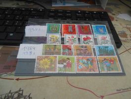 Briefmarken Sammlung 1981 und 1984 gut erhalten